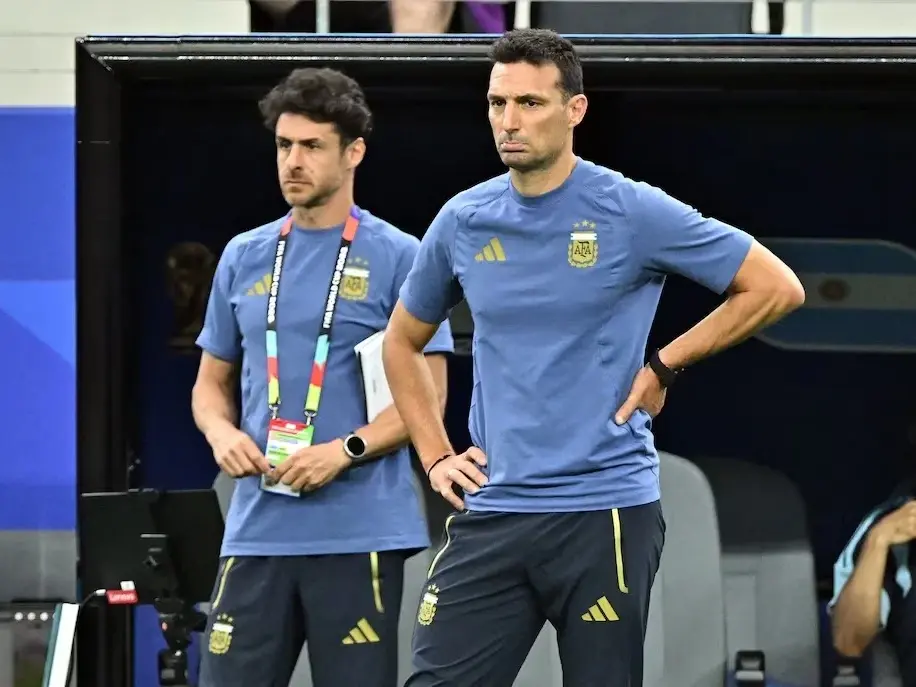 Scaloni elogió a Messi tras la victoria contra Austria: "Se le notó que estaba comprometido y es lo que genera él"