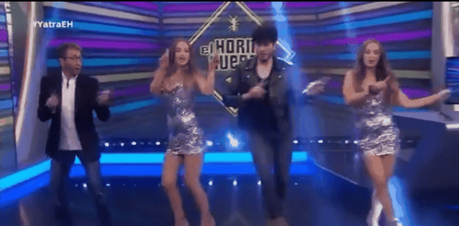 Sebastián Yatra hace el baile del challenge al que se sumó Daniela Álvarez. Foto: Instagram