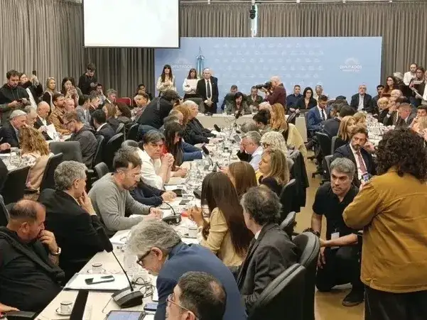 El plenario de la Cámara de Diputados recibió objeciones al proyecto de Defensa de la Soberanía Nacional.