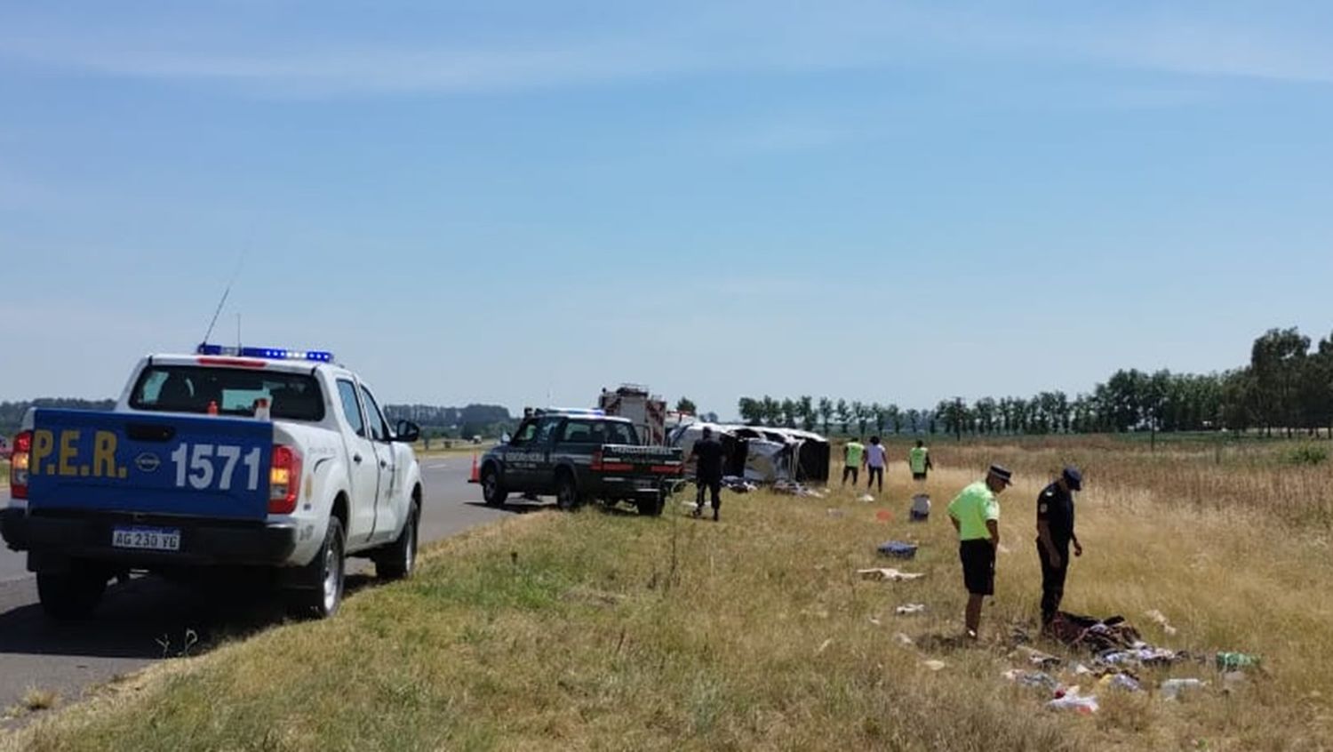 Una mujer salió despedida en un vuelco en Ruta 14 y falleció en el acto