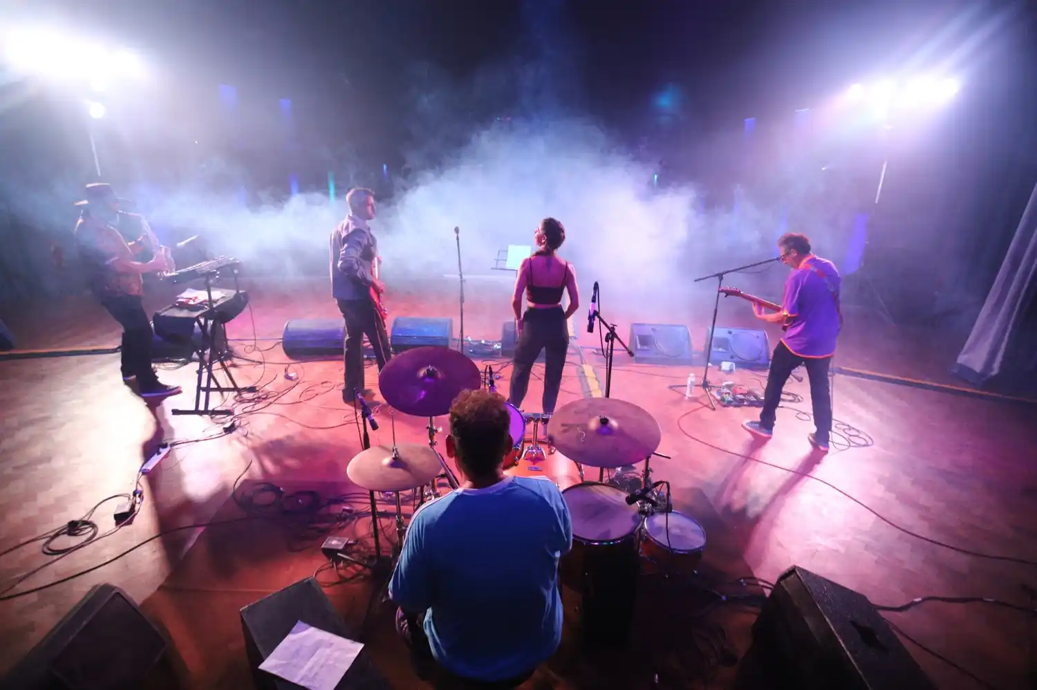 Unas 60 bandas y artistas de diferentes géneros pasarán por el teatro municipal.