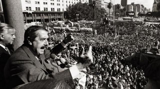 El relato, los controles y la república