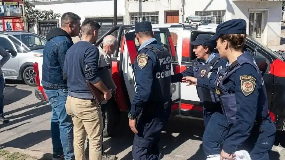 Ariel Schneir, al ser detenido en Córdoba en 2018.