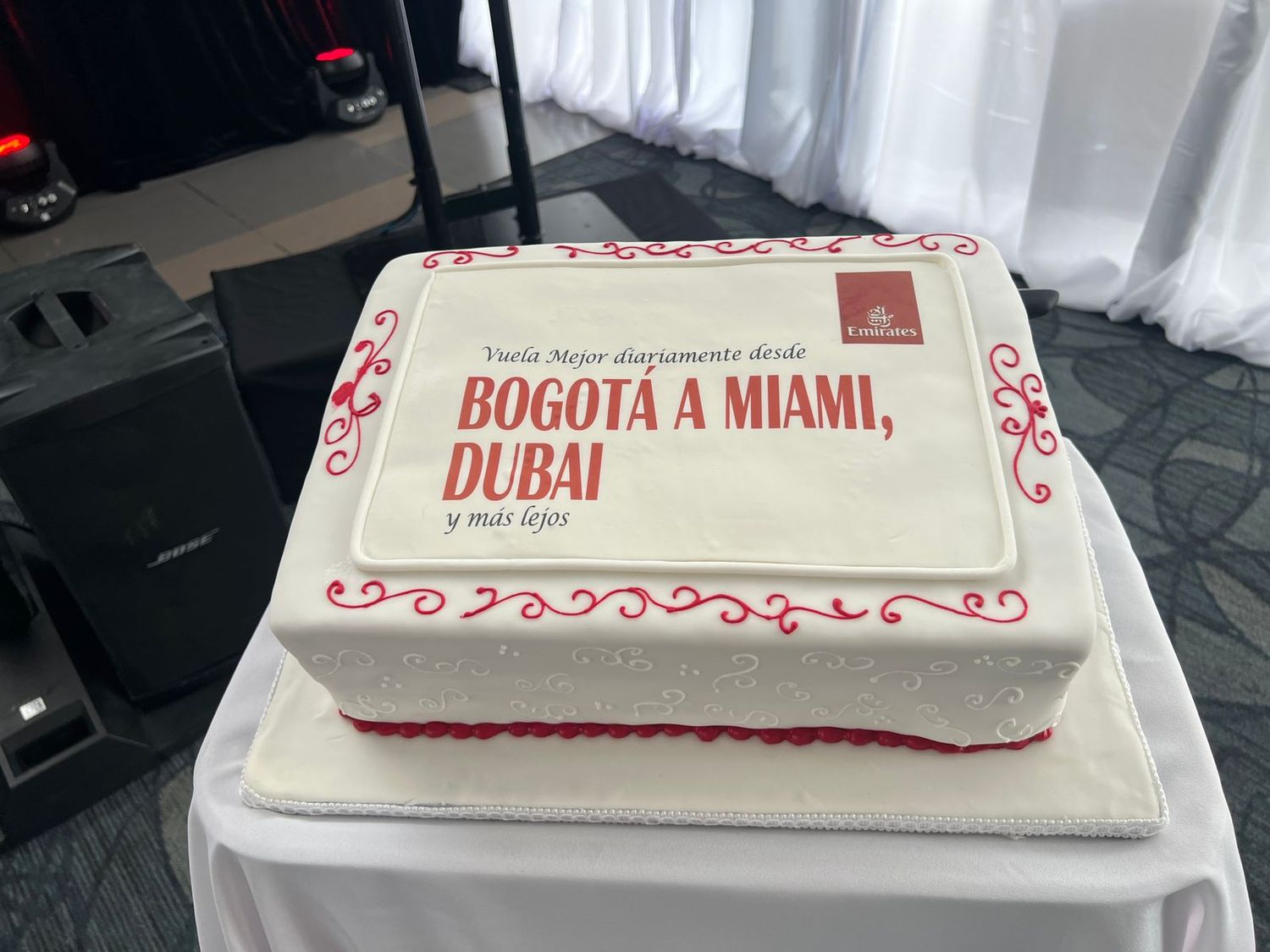 Emirates inicia operaciones con frecuencia de vuelos diarios a Dubai desde Bogotá