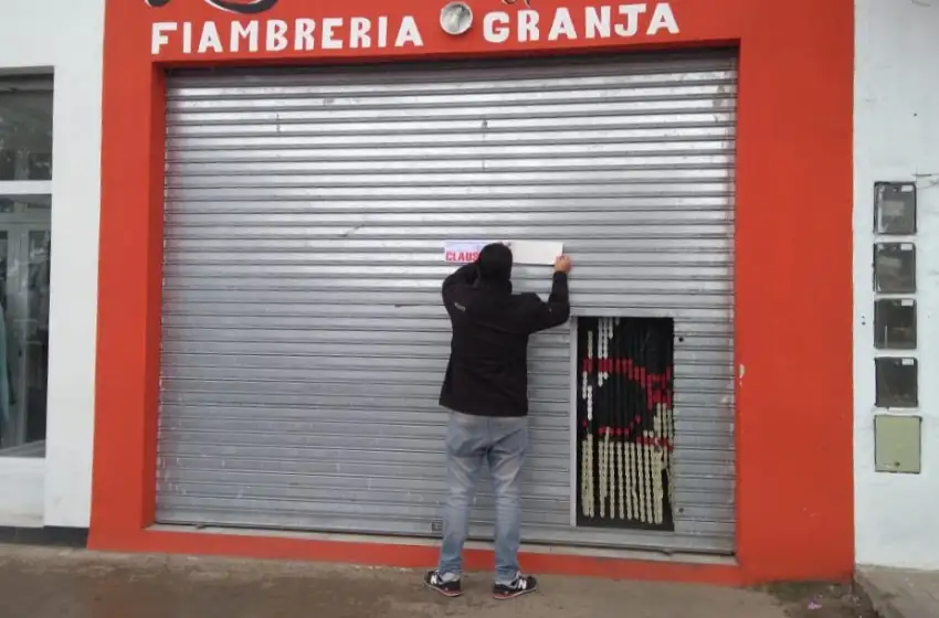 Clausuraron en Batán tres granjas sin habilitación ni higiene