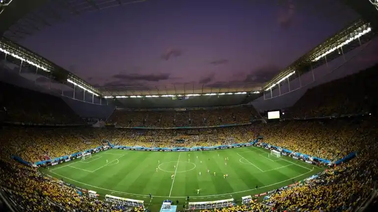 El partido inaugural tuvo un pico de 40.8 puntos de rating