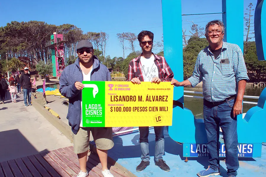 Nuevos murales en el Lago de los Cisnes y premio para el artista ganador