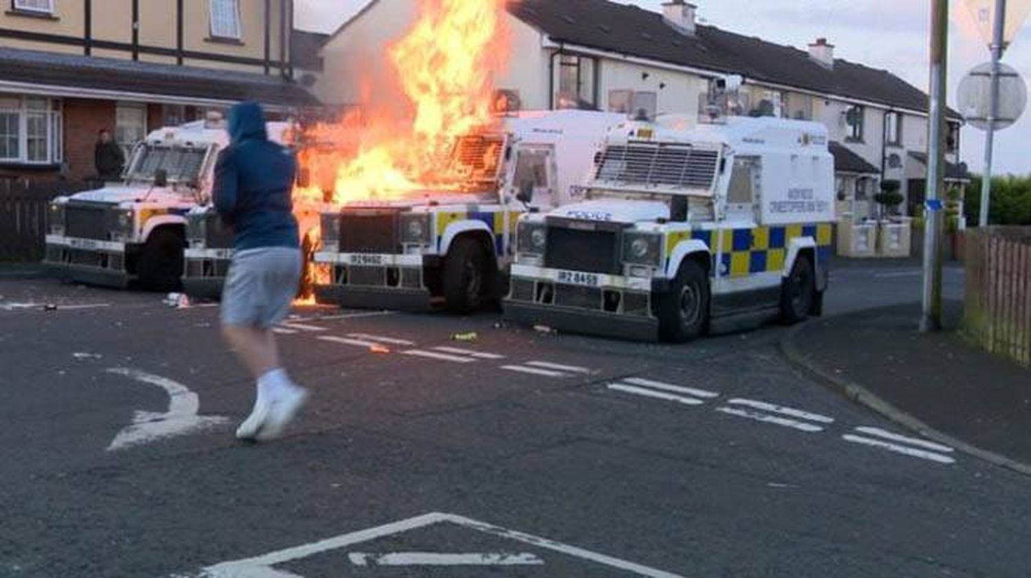 Irlanda del Norte: la violencia estalló nuevamente a pesar de los llamados a la calma