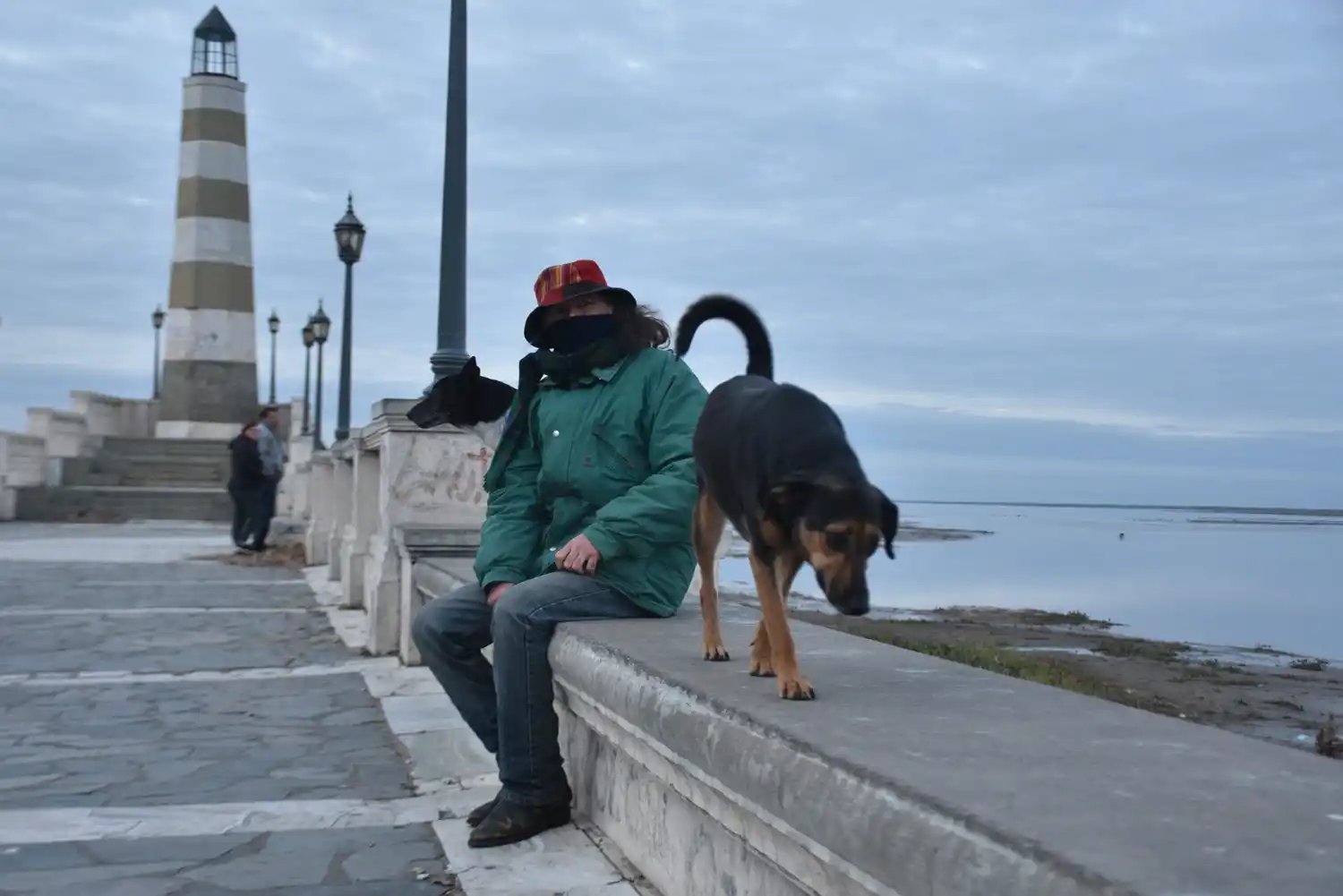 Viernes para mirar series: nublado y frío