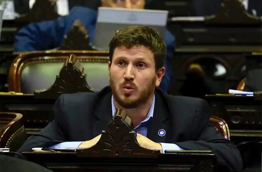 Angelini cruzó a Cantero: «No se trata de Salud o Educación, sino de Salud y Educación»