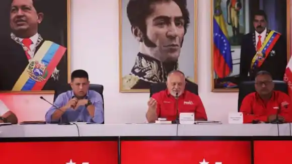 Diosdado escurre el bulto: Maduro no pide ni ejecuta inhabilitaciones