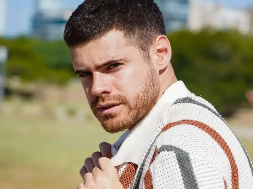 El galán de "Patito Feo" recordó malas experiencias vividas en su juventud.