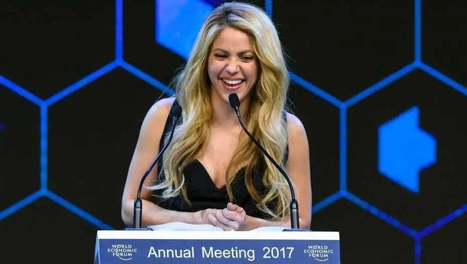 Shakira fue la atracción en el primer día del Foro Económico Mundial de Davos