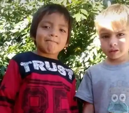 Thiago y Daniel cumplen 8 años
