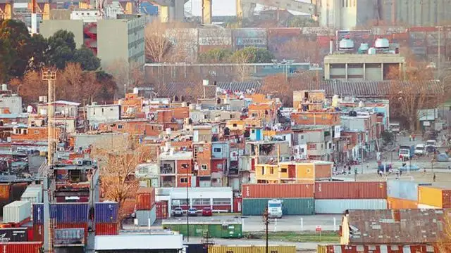 La mitad de la población con ingresos gana menos de $ 8.000 por mes