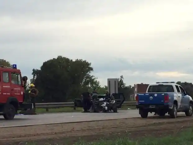 Dos heridos en un choque en la autopista Santa Fe-Rosario