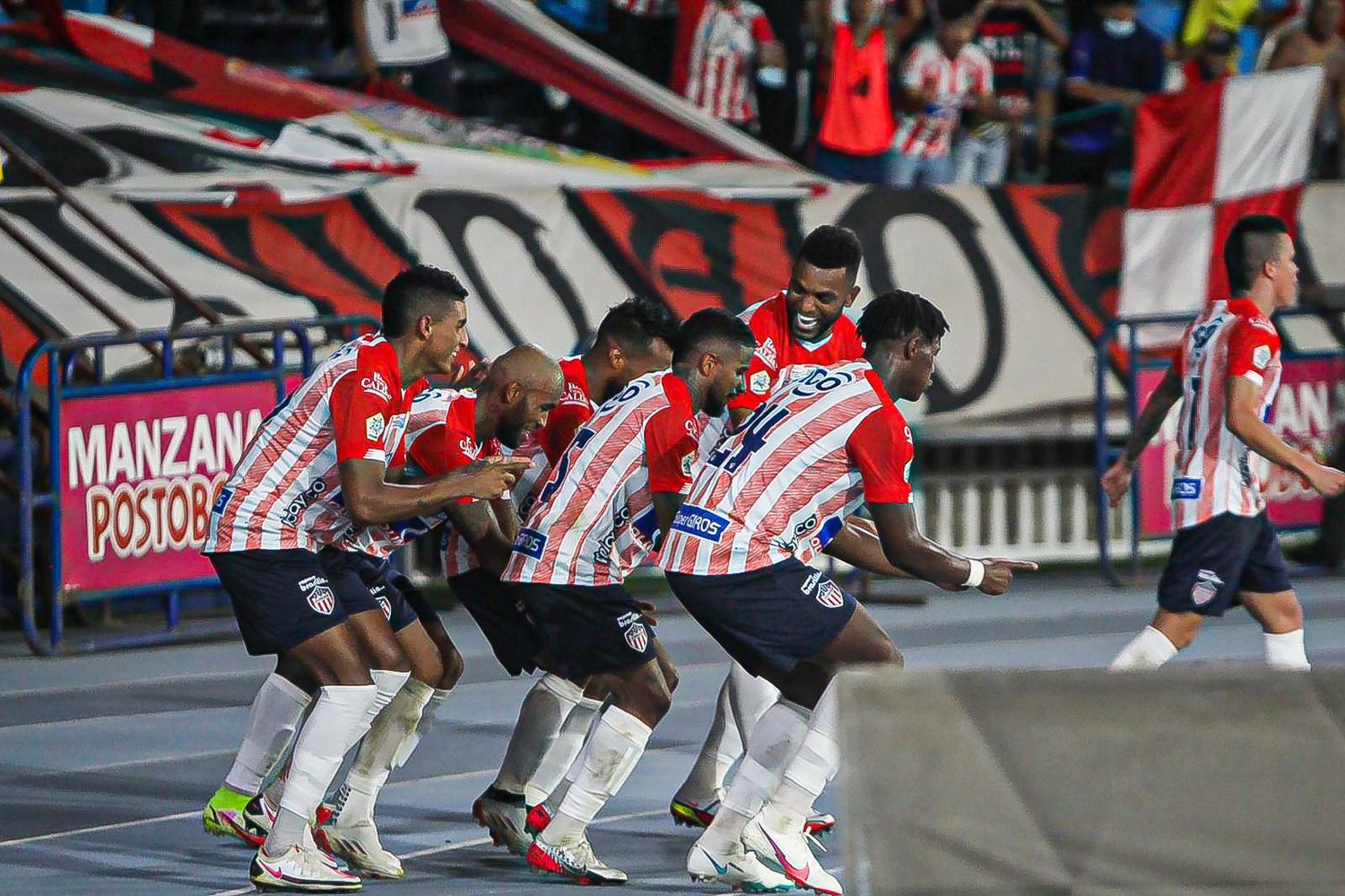 Real tuvo un exitoso debut en Junior de Barranquilla