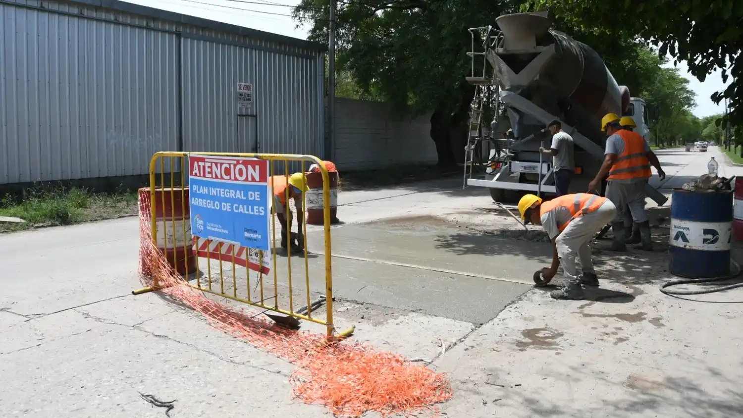Continúan los trabajos de reparación de baches: esta vez se realizaron en el sector del Cementerio
