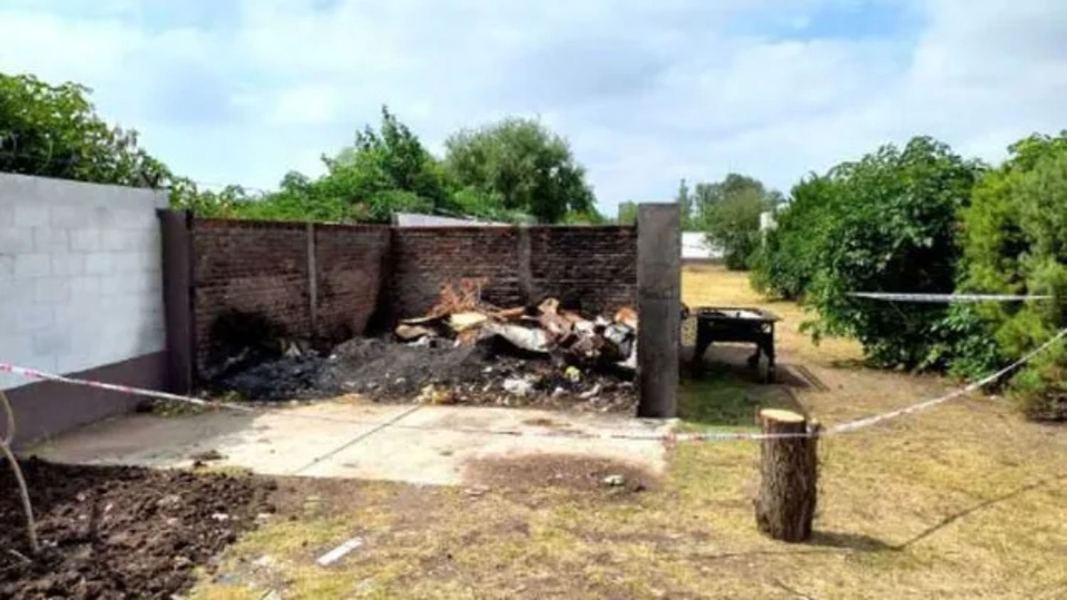 Cementerio de San Lorenzo: comenzaron las excavaciones para buscar a Paula Perassi