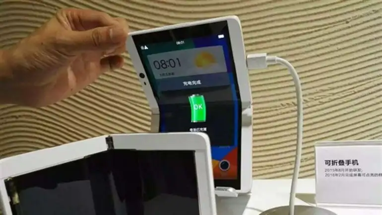 ¿Llegó la era de los teléfonos plegables?