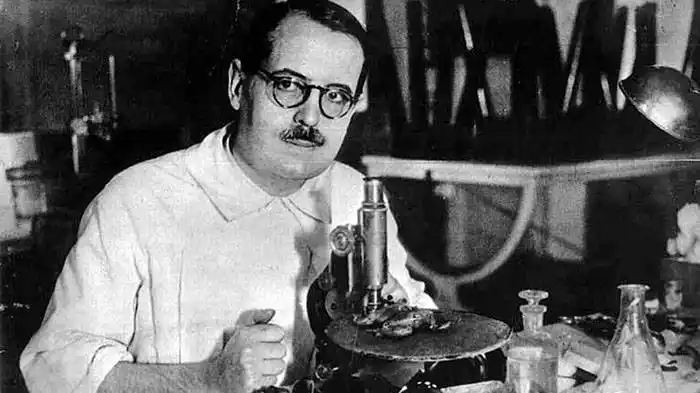 Bernardo Houssay recibía el premio Nobel que el gobierno de Perón decidió ignorar