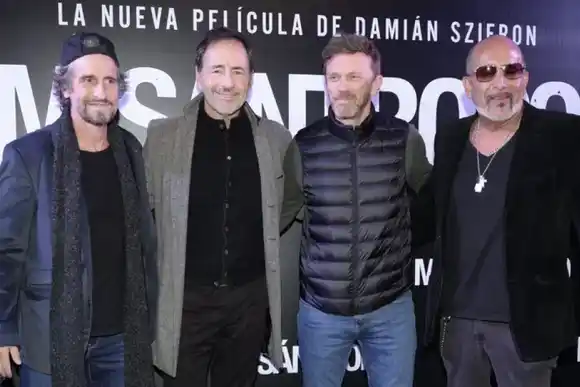¿Cuánto cobrarán "Los simuladores" por hacer la película?