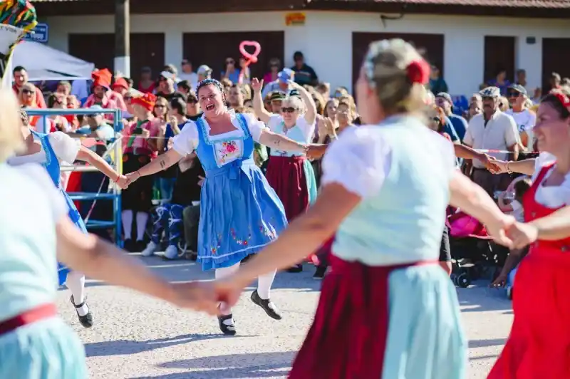 Son dos jornadas a pura fiesta con cierre de La Nueva Luna