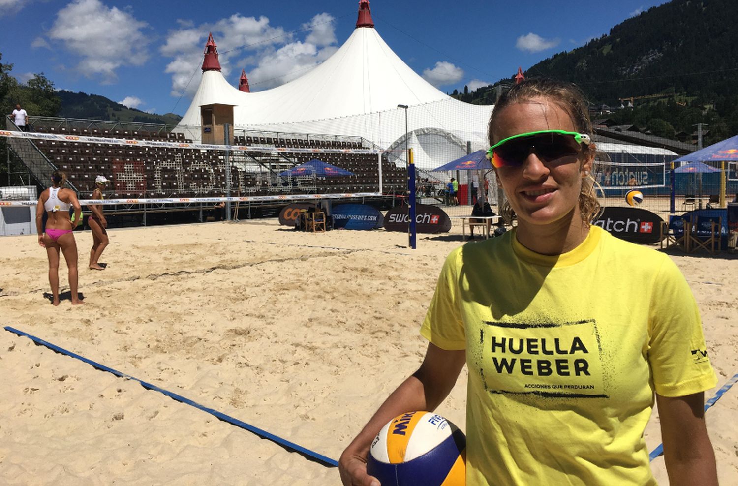 Gallay: la guerrera del beach vóley que ayuda a la gente mientras sueña con Tokio