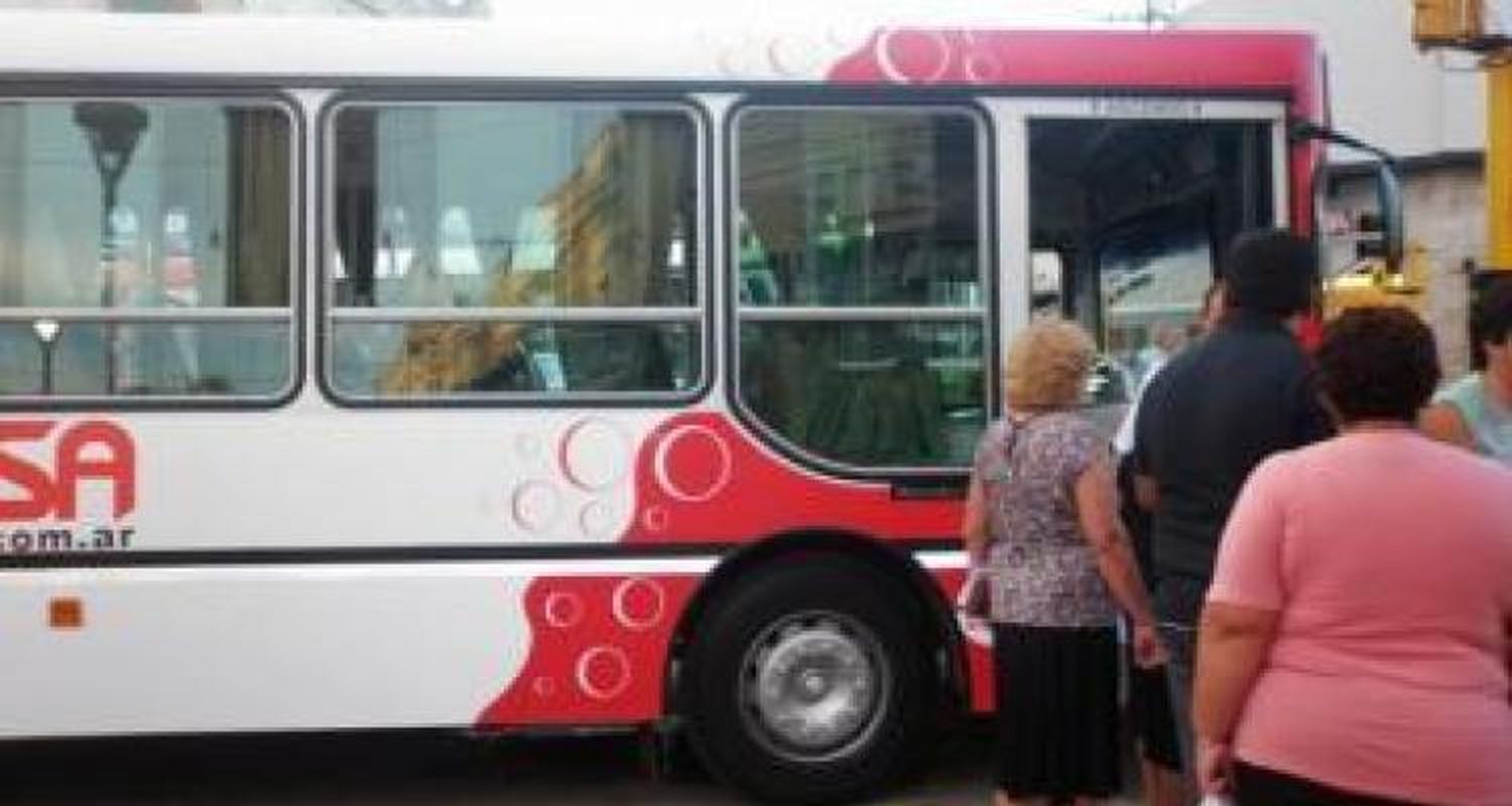 Funcionan normalmente los servicios del transporte público