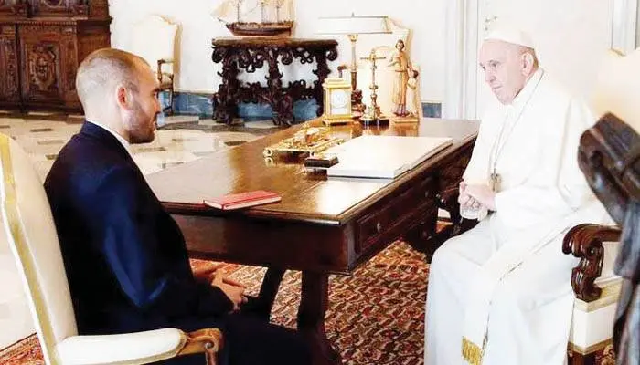 Martín Guzmán visitó al Papa y dijo que la  inflación de marzo será la más alta del año