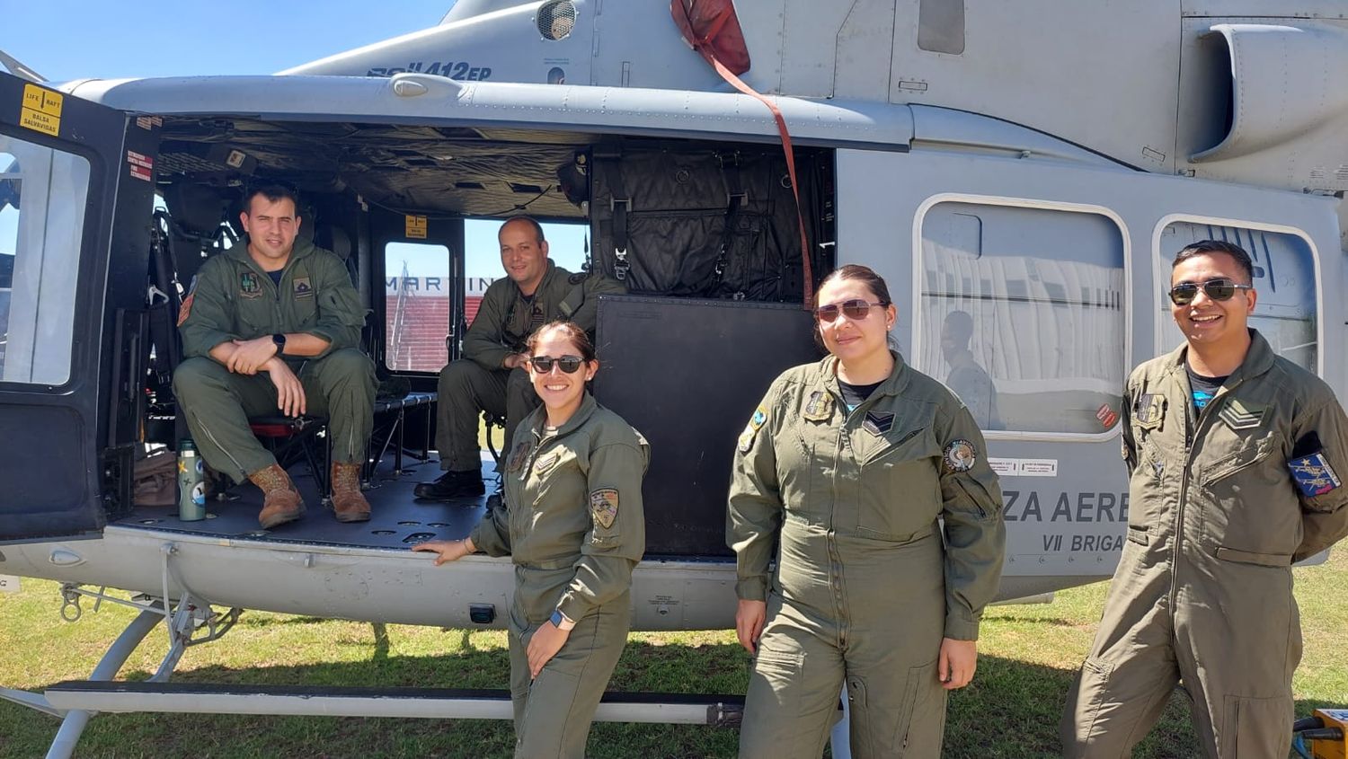 Ecocidio: “Estamos orgullosos de ayudar”, dijo el comandante del helicóptero que aterrizó en el Estadio