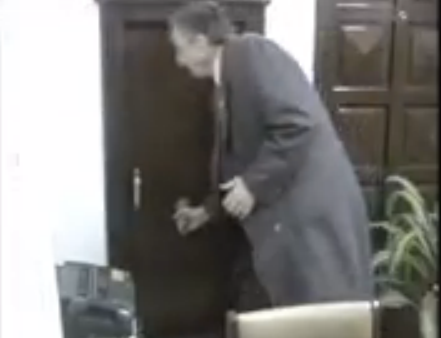 Tras mostrar los planos de la bóveda en El Calafate, Lanata presenta la "pasión irrefrenable" de Néstor Kirchner