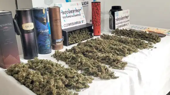 Allanamiento en Necochea: recuperan herramientas robadas y hallan droga lista para vender