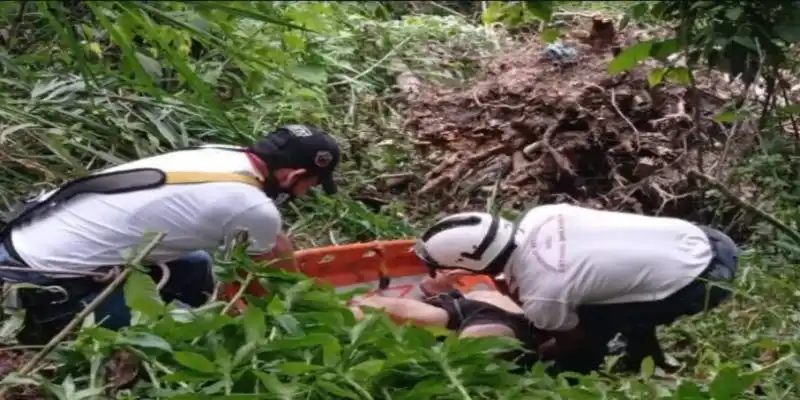 Mató al novio de su ex por celos, confesó el crimen y ahora lo busca el CICPC