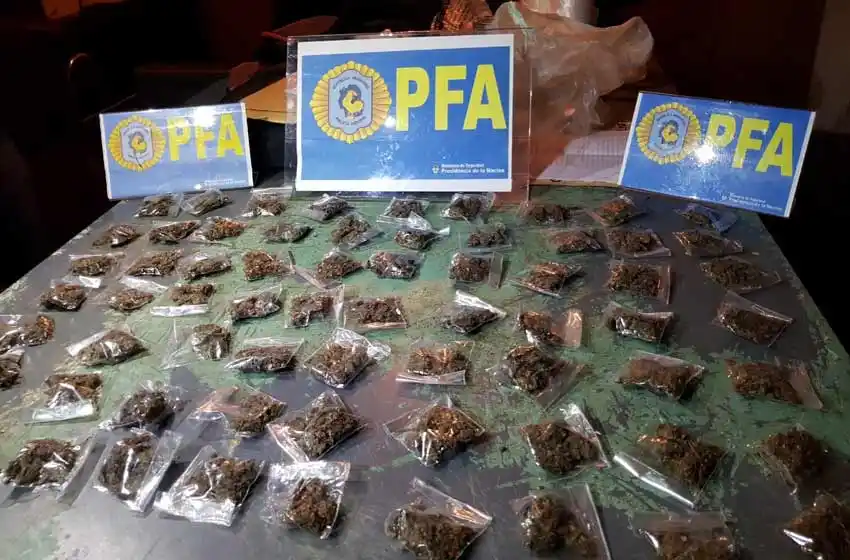 Veinte allanamientos de Policía Federal en la ciudad