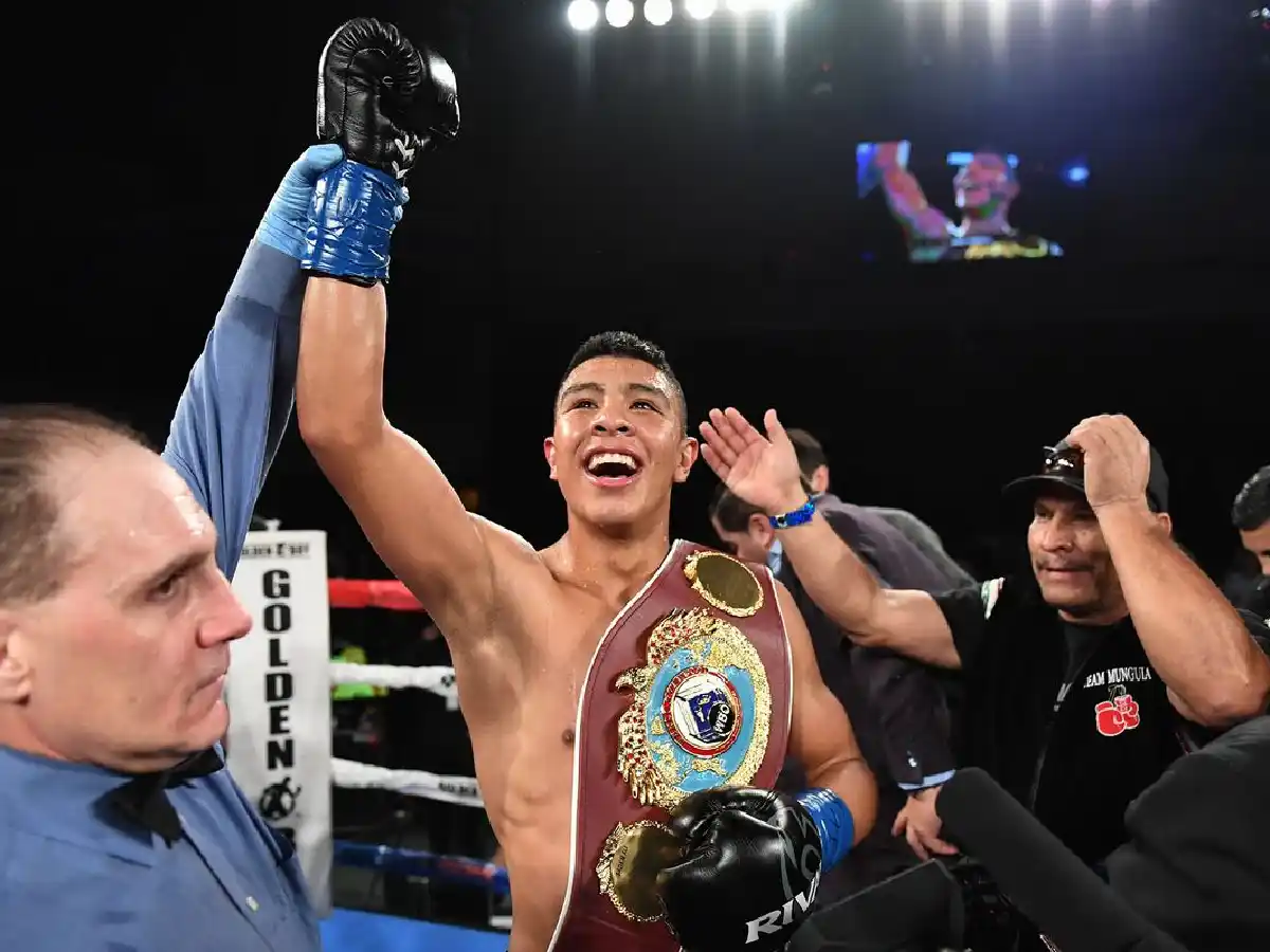 El invicto Munguía pondrá su corona en juego