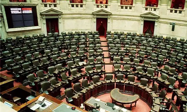 Barreto y Cremer, los entrerrianos que más faltaron a sesiones 