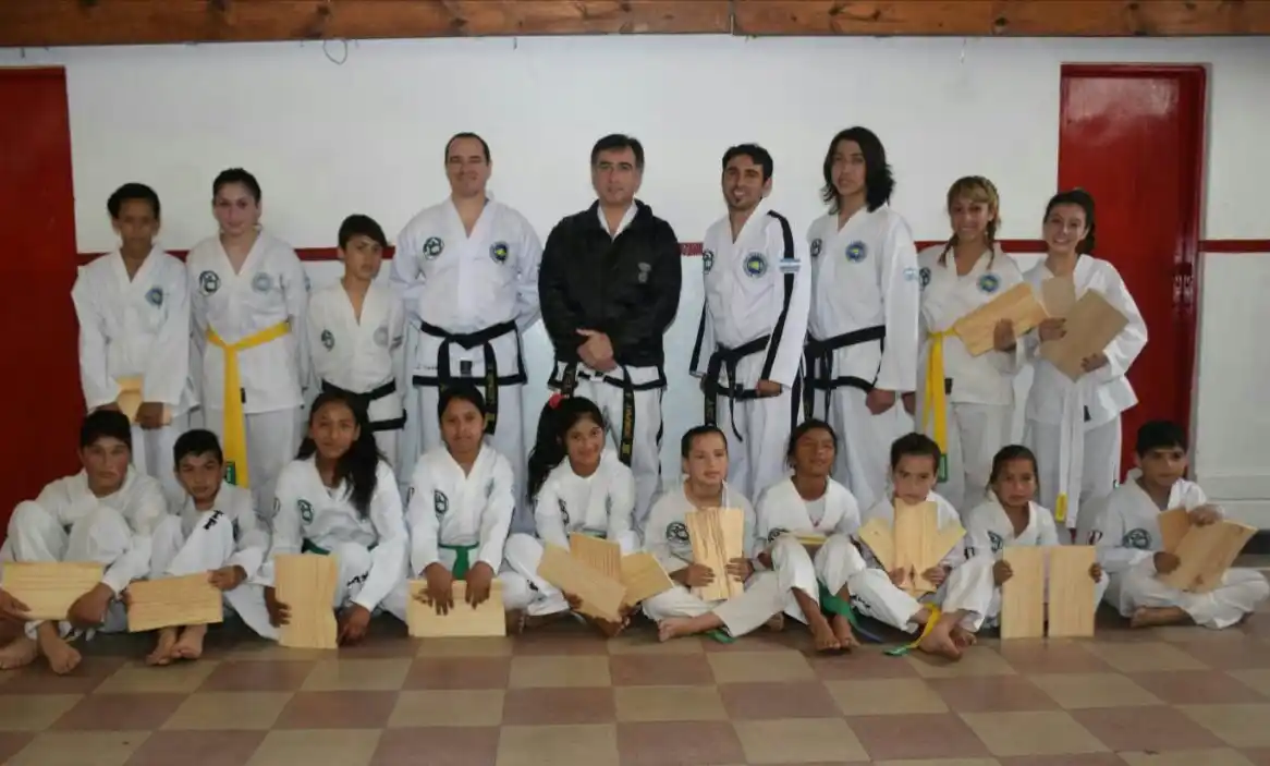 Alejandro Yapuncic en su visita a Estación Chapadmalal. 