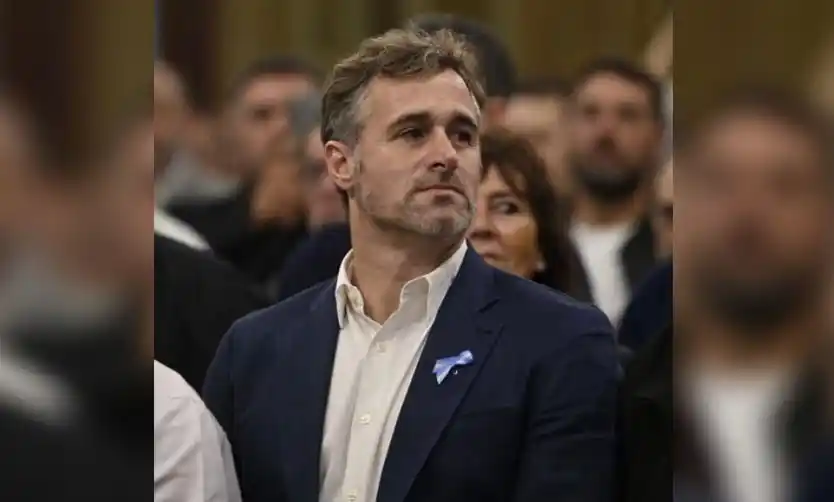 Achával acompañó el acto por el Día de la Soberanía Nacional