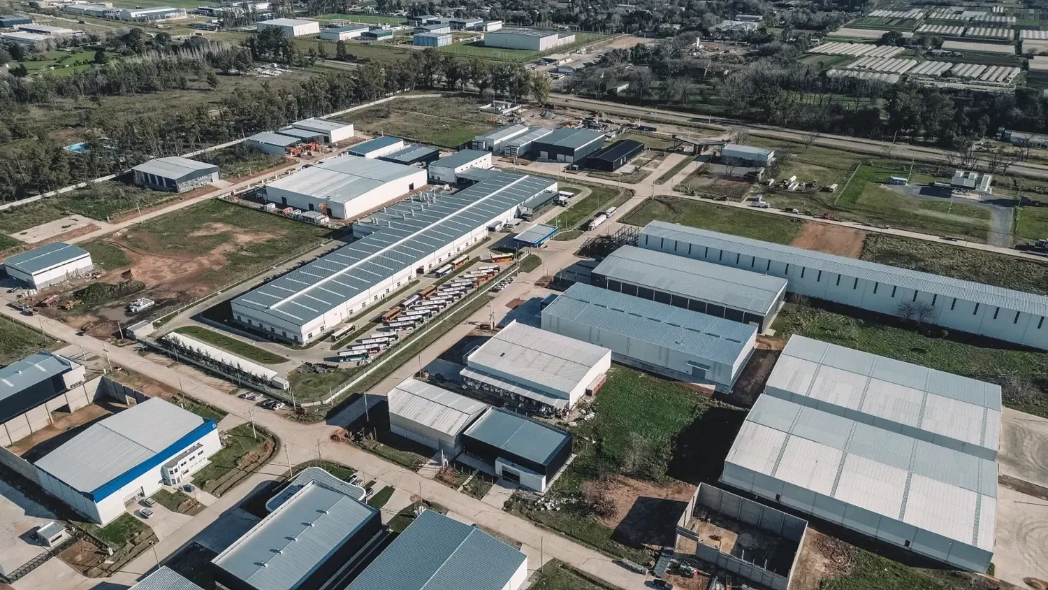 El mapa del empleo fabril en el Gran Buenos Aires muestra una marcada brecha entre los municipios con parques industriales y los centros productivos tradicionales.
