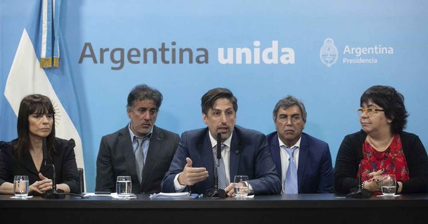 Trotta afirmó que “es el momento de evaluar, pero no de calificar”