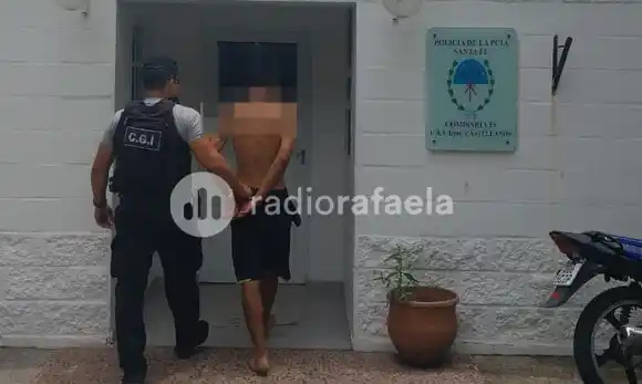 Apuñaló a un hombre y fue detenido en pleno Bv. Roca