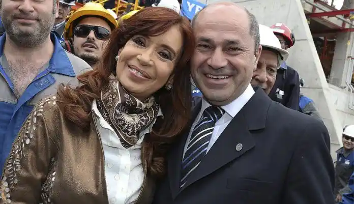 Ensenada: Denuncian que la AFI espía el Intendente kirchnerista Mario Secco