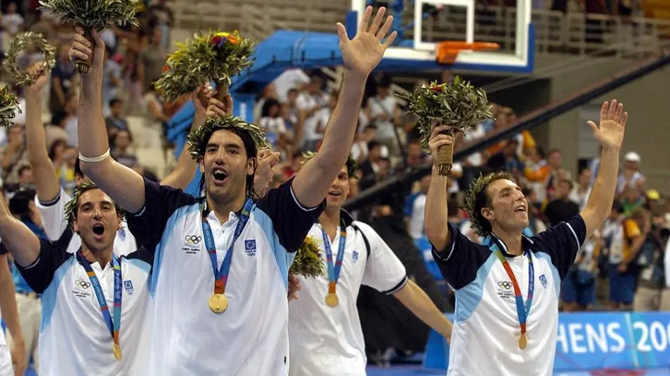 Capitán con el ejemplo y con la palabra: Ginóbili y Sergio Hernández elogiaron a Scola