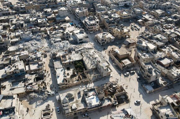 AL FIN llega ayuda humanitaria a zonas rebeldes de Siria tras el terremoto