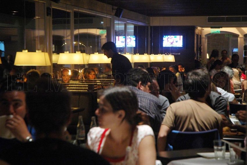 A pesar de las expectativas por la temporada, desde el sector aseguran que no pueden trasladar los precios por la caída del consumo.