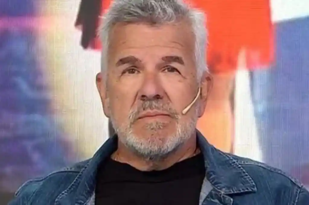 "Hay que subirse y no bajarse, y yo ya estoy viejo para eso”, indicó el humorista.