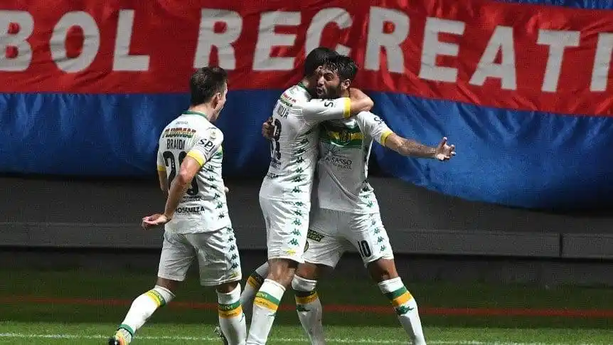 Aldosivi superó a San Lorenzo por la Copa Liga Profesional