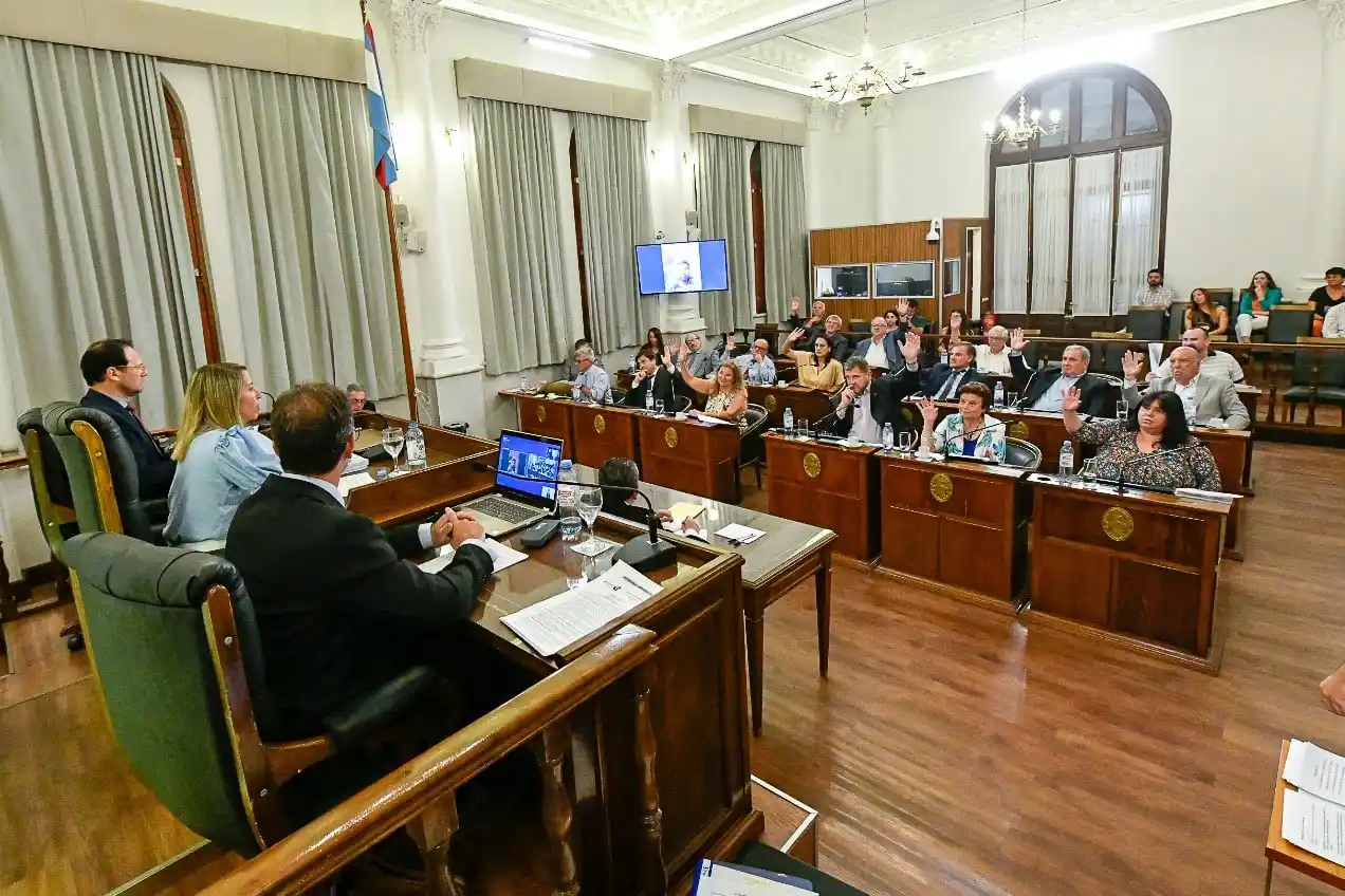 El Senado convirtió en Ley los proyectos de Presupuesto y de Reforma Electoral