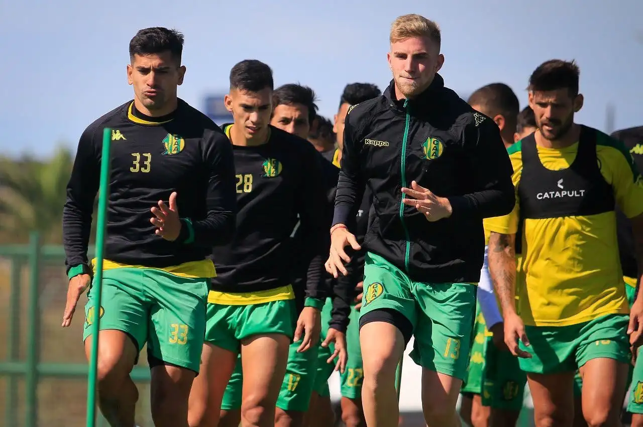 Aldosivi viaja sin cambios en la lista pero si dentro del once inicial